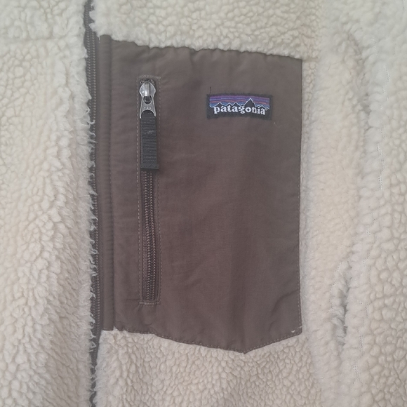 Super Rare Find Vintage Patagonia Men's Beige and Brown Performance Jacket - Picture 2 of 4